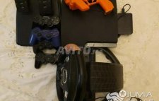 PS3 SLIM et ses accessoires