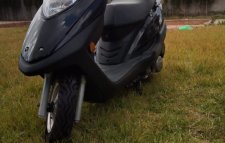 Moto 125cc suzuki aquila